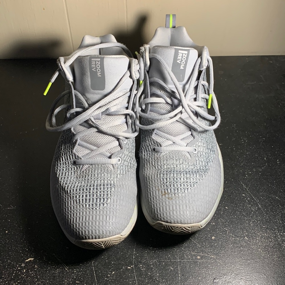 Nike Zoom Rev basketball shoes